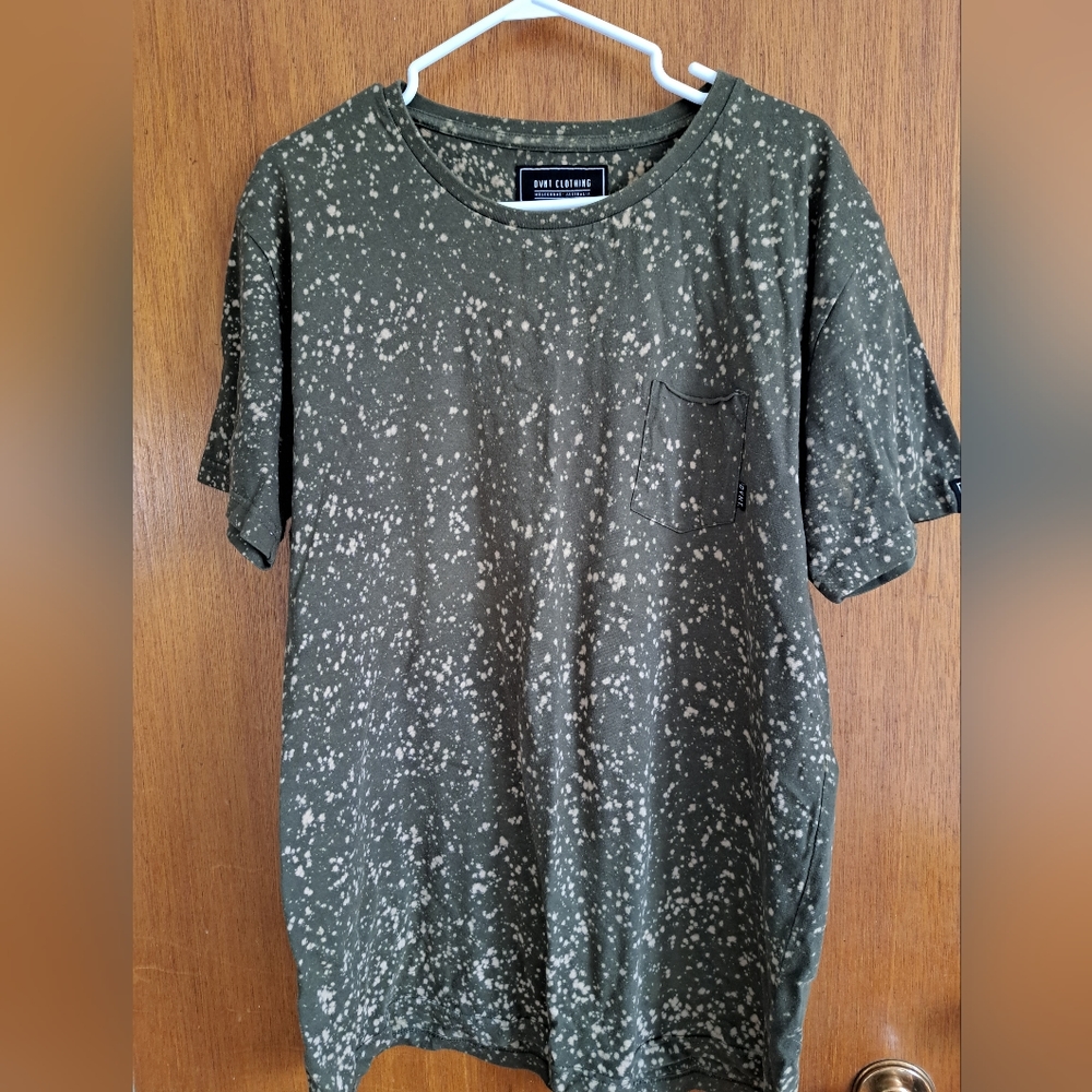 Green "bleached" effect t-shirt